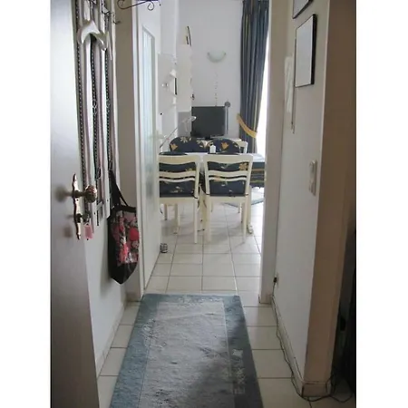 With 1 Bedroom *